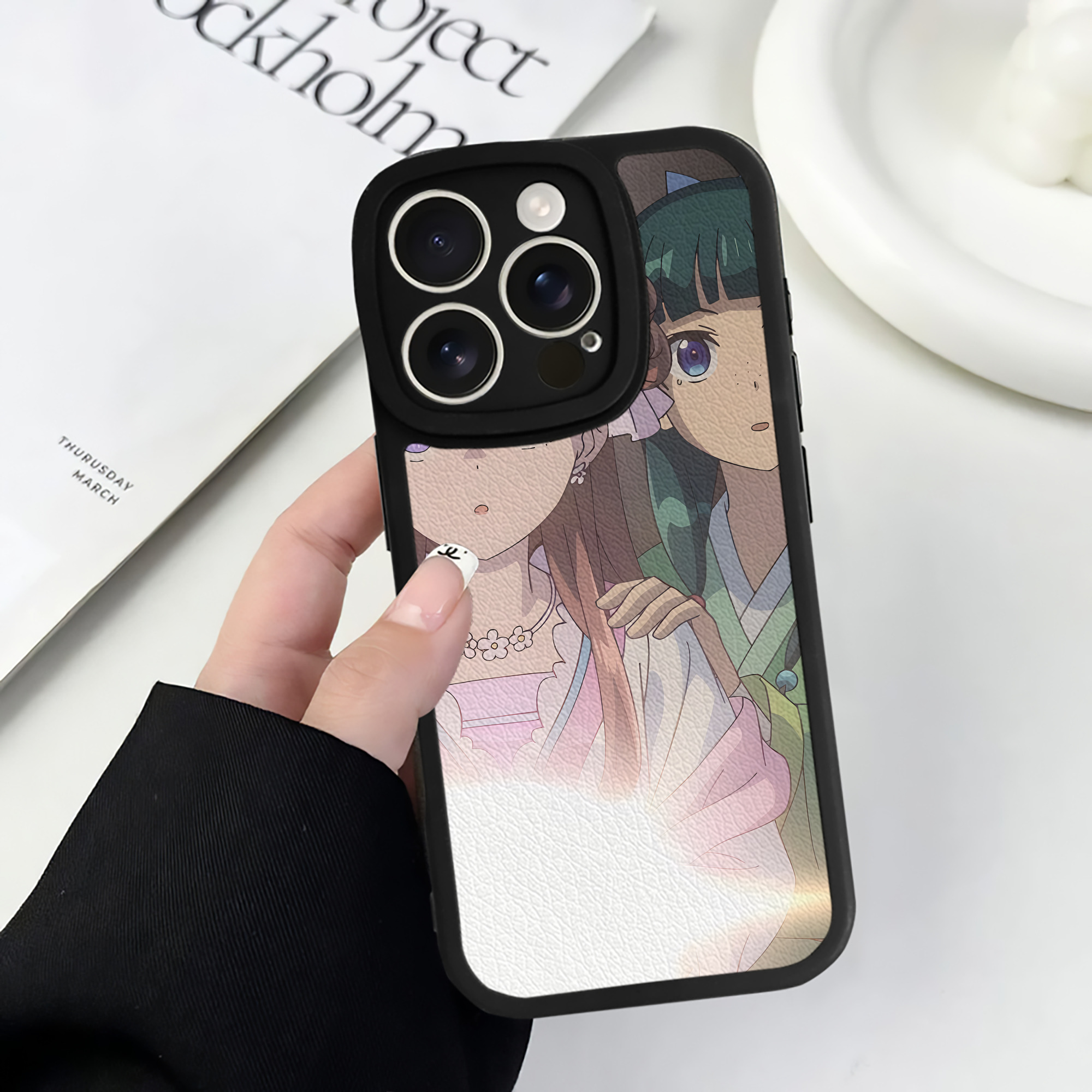 （画像用） 薬屋のひとりごと The Apothecary Diaries 【iPhone 16シリーズ対応】シリコンスマホケース（レザー調） 材質：シリコン